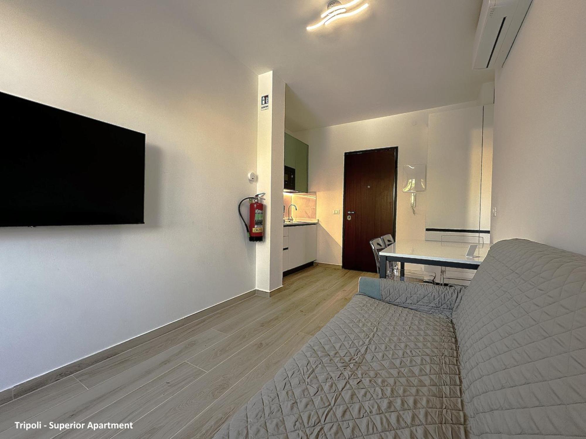 Villa Tripoli Bibione Ruang foto