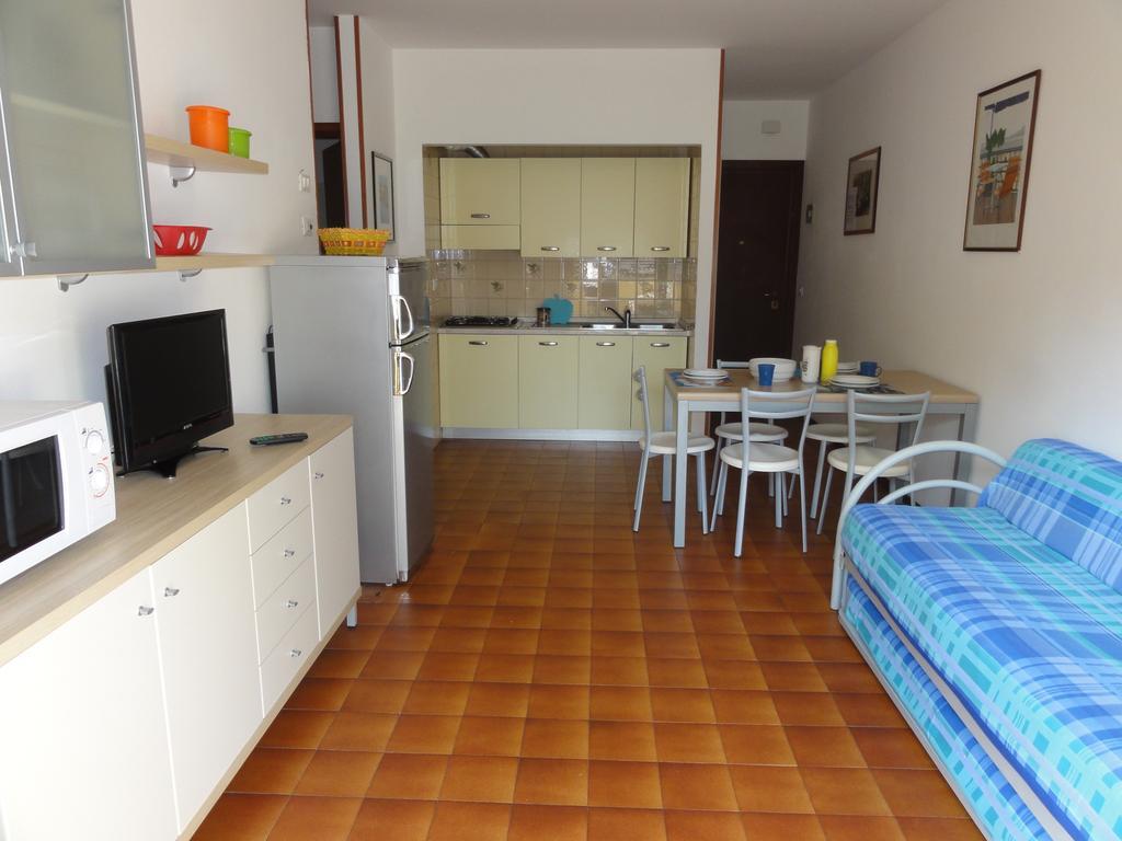 Villa Tripoli Bibione Bagian luar foto