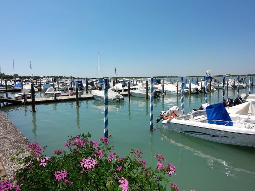 Villa Tripoli Bibione Bagian luar foto