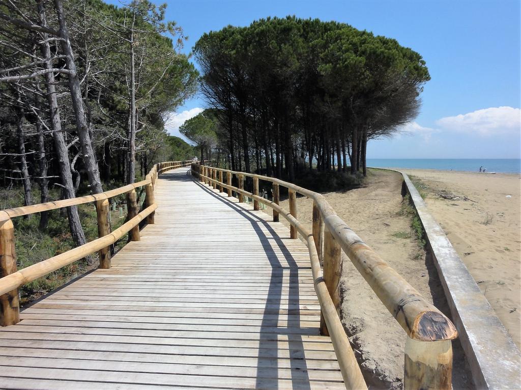 Villa Tripoli Bibione Bagian luar foto